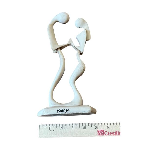 Belize Abstract Sculpture Couple Statue Modernist Souvenir Embrace Figure Decor - Picture 3 of 9